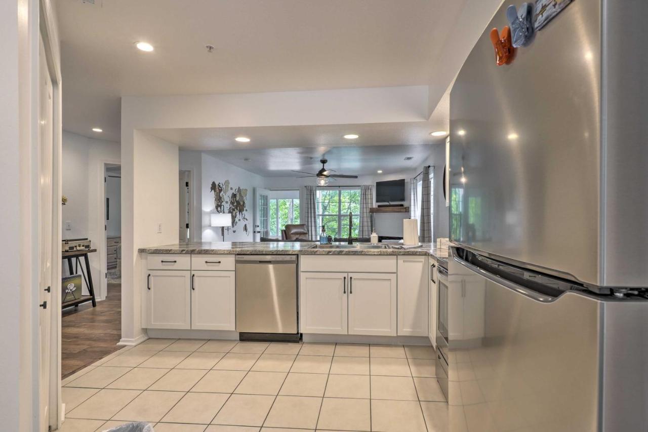 Branson Lakefront Condo With Sunroom And Lake Views! מראה חיצוני תמונה