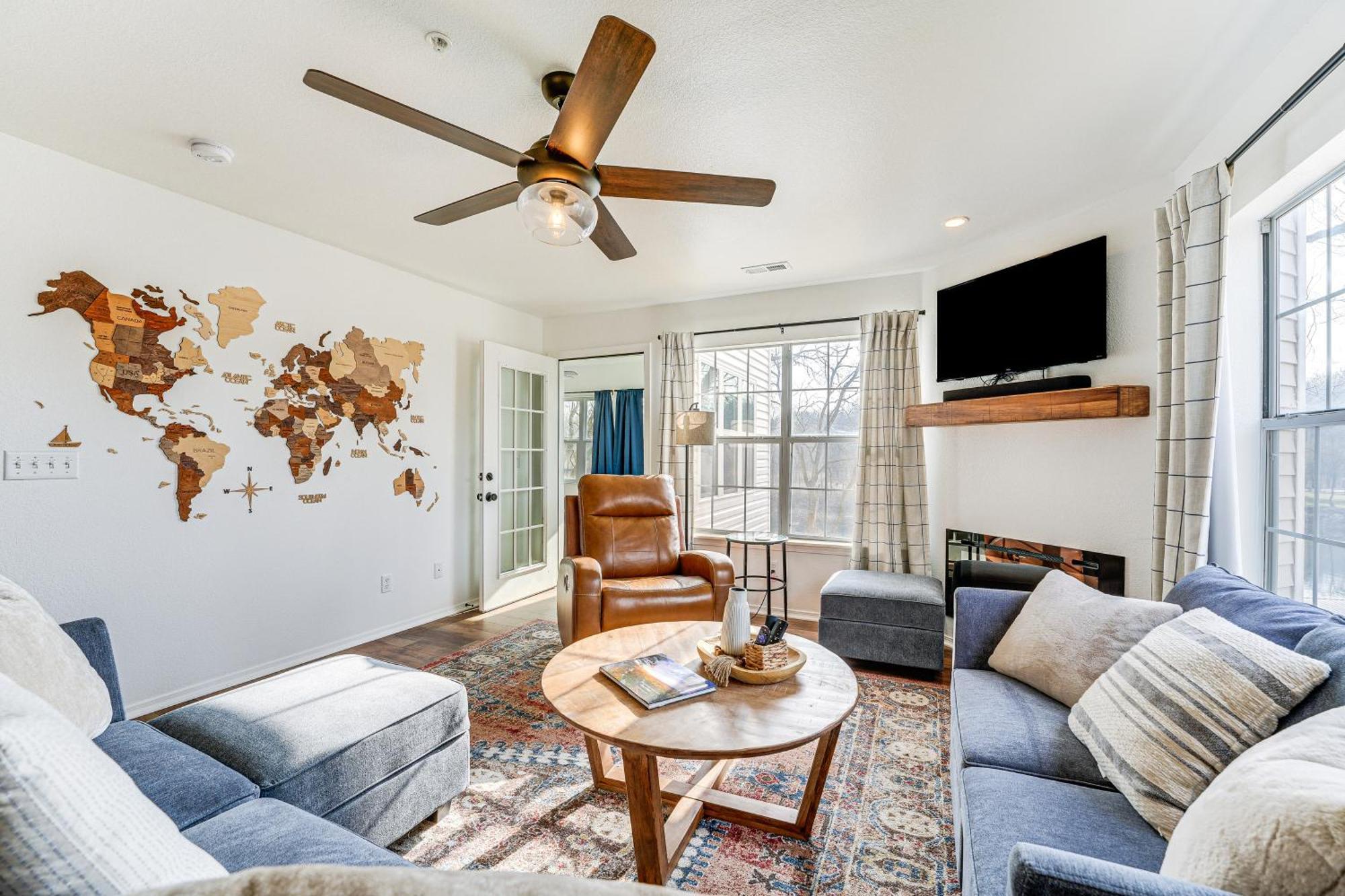 Branson Lakefront Condo With Sunroom And Lake Views! מראה חיצוני תמונה